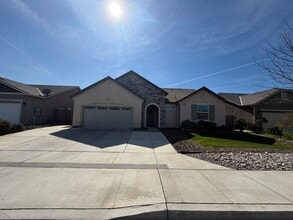 Building Photo - 1381 Canyoncreek St