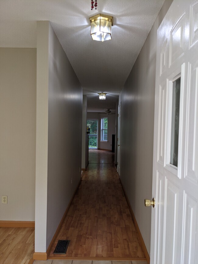 Foto del edificio - 65 Florence Way