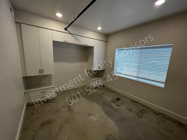 Foto del edificio - 1172 Graystone Way