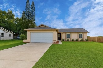 Building Photo - 12848 Tallowood Dr