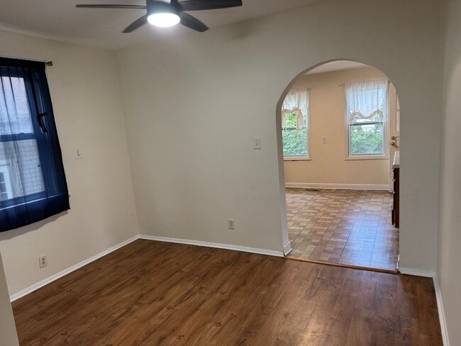 Foto del edificio - Cozy 3BR, 1BA Single Family Home 2CG