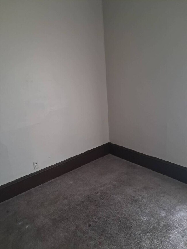 Foto del edificio - 3350 N 25th St