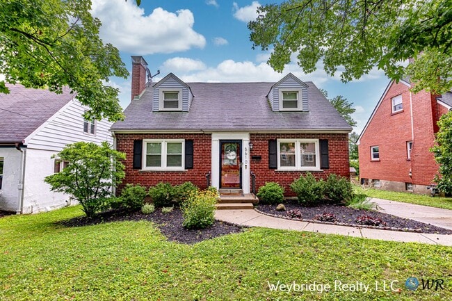 Photo - Beautiful 3BD 2.5 Bath w/ Finished Basement in White Oak/Monfort Heights House