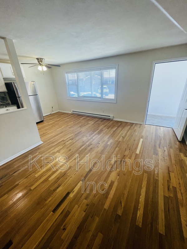 Building Photo - Willow Sands Apartments
