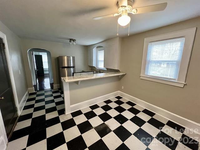 Foto del edificio - 600 Hawthorne Ln