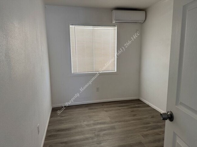 Foto del edificio - *** Please call us @ 661-266-1400 for information on availability, showings and applications proc...