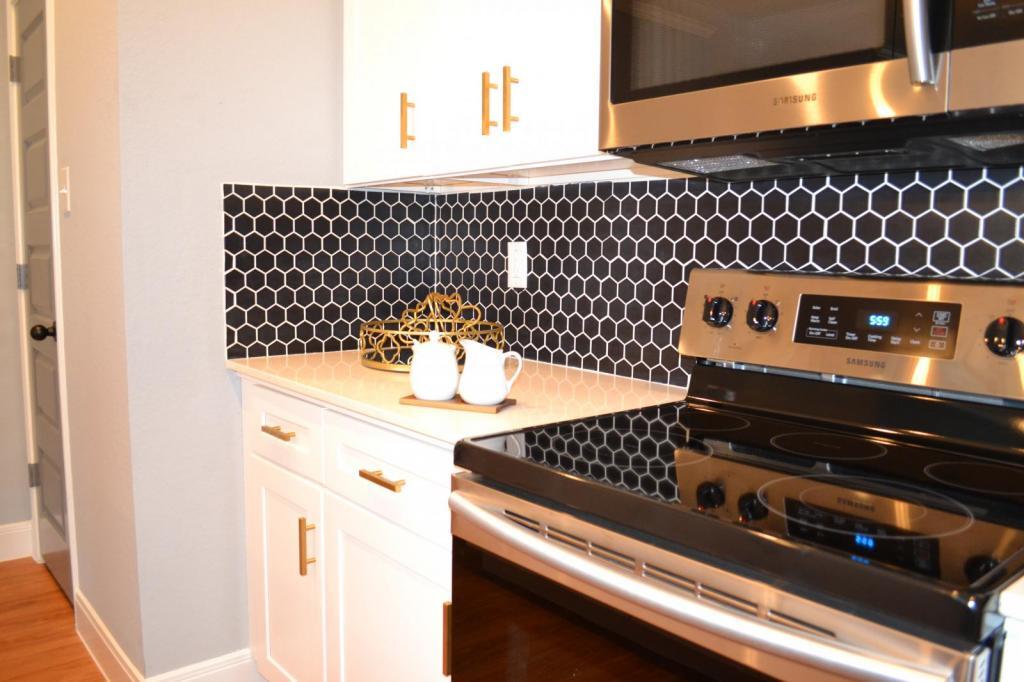 Foto principal - 2600 Ave K, Bay City, TX 77414