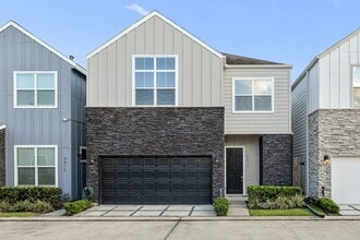 Building Photo - 8817 Hollister Pine Ct