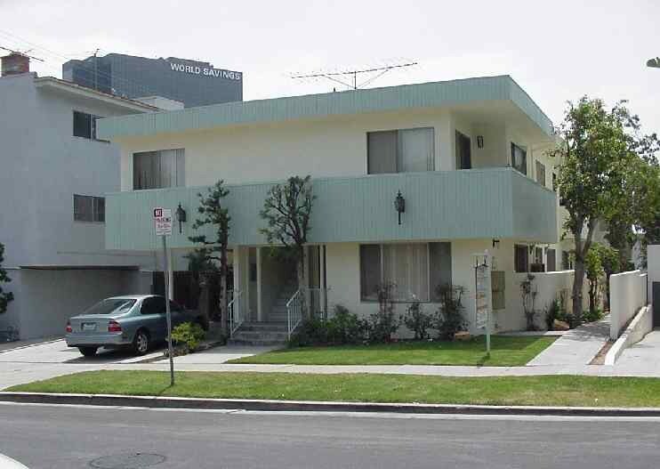 Foto principal - 11706 Mayfield Ave