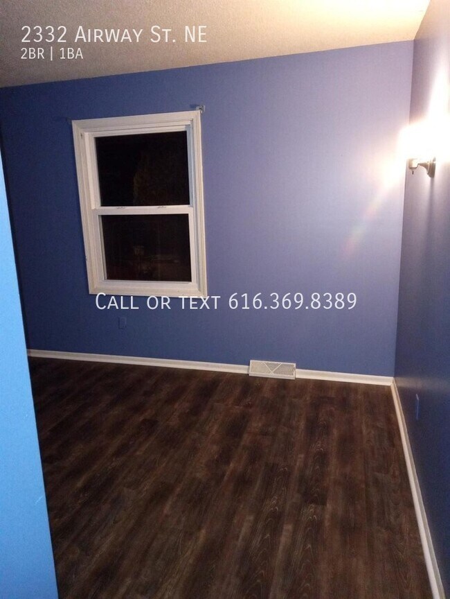 Building Photo - 2332 Airway St NE