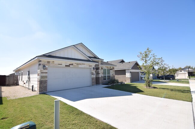 Building Photo - 1419 Black Kettle Trl