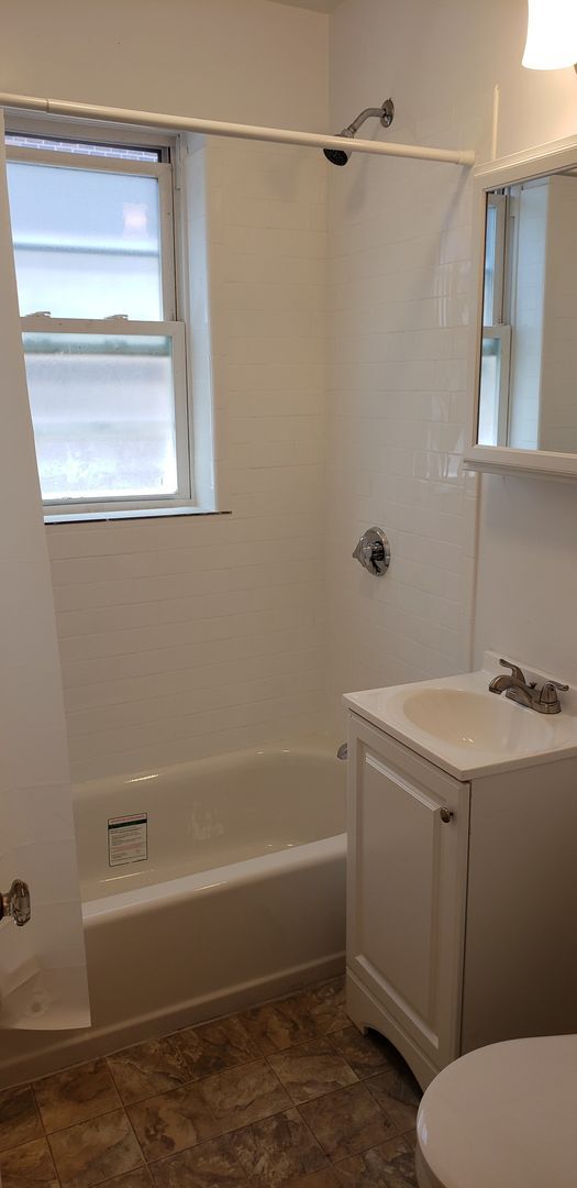 Building Photo - Parking For Rent - Pet Friendly - Updated ...