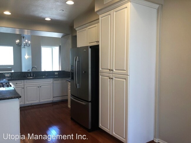 Building Photo - 3 br, 3 bath House - 8838 Spectrum Center ...