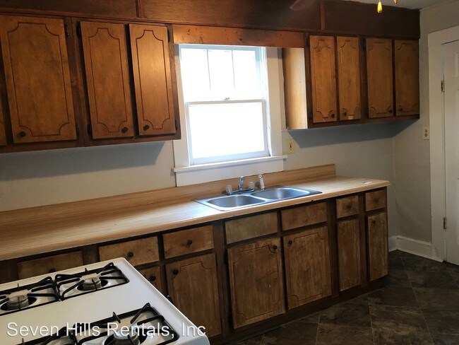 Building Photo - 2 br, 1 bath House - 511 Decatur Street