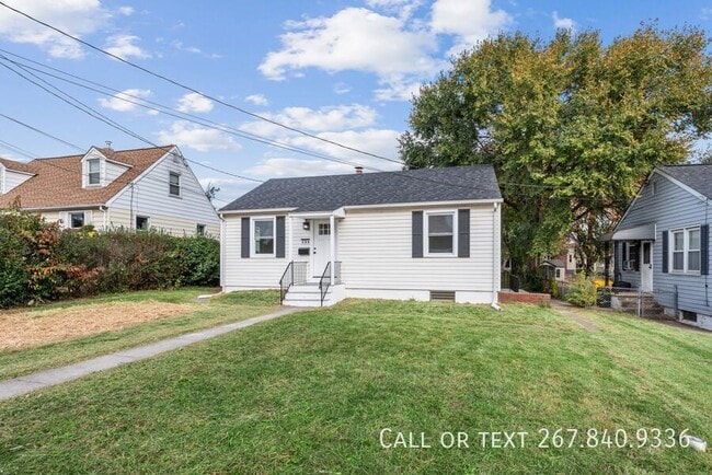 Photo - 304 Vernon Ave House
