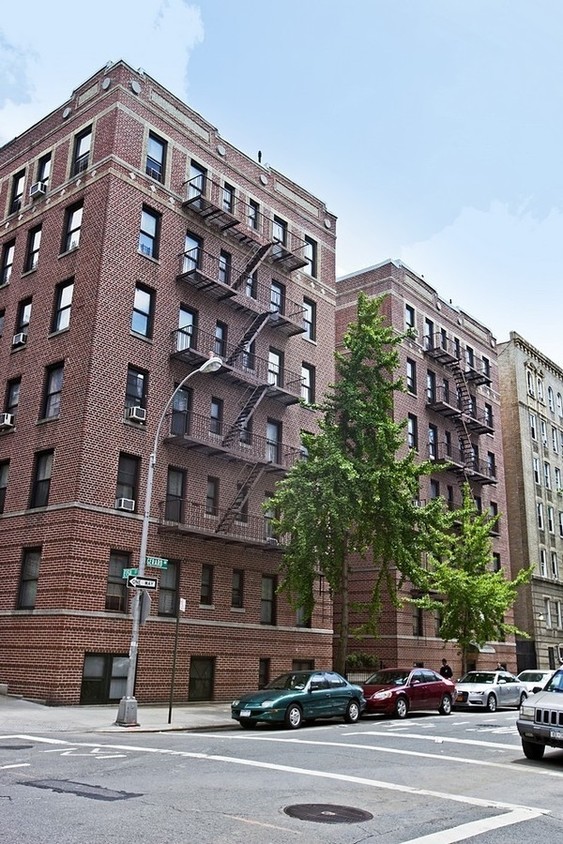 831 Gerard Ave, Bronx, NY 10451 - Apartments in Bronx, NY | Apartments.com