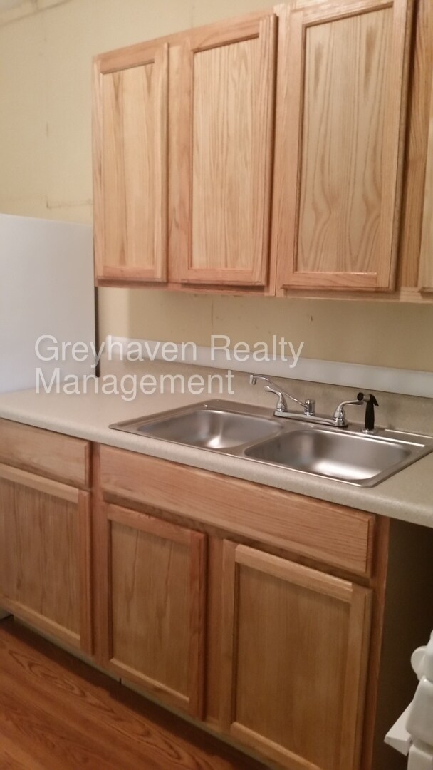 Foto del edificio - 5107 Sunbeam Ave