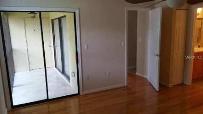 Foto del edificio - 10196 Sailwinds Blvd S