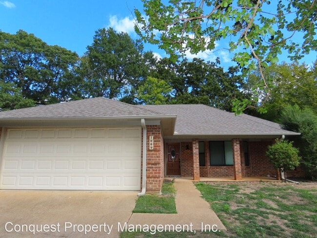 Building Photo - 3 br, 2 bath House - 1009 Corey Dr.