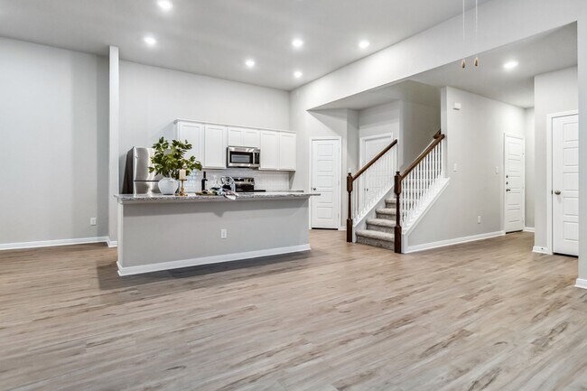 Photo - Want luxury living in the Far West ...Look... Townhome