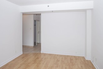 Building Photo - 3455 Rue Aylmer