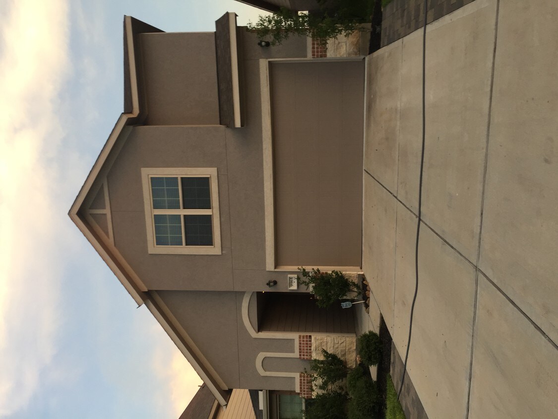9965 Daisy Field Ln, Brookshire, TX 77423 House for Rent in