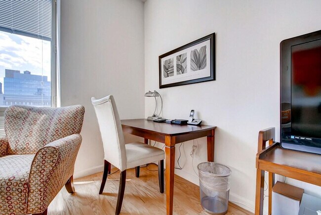 Foto del edificio - 400 E 66th St