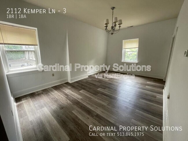 Foto del edificio - 2114 Kemper Ln