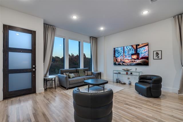 Building Photo - 8100 Cornelius Dr.