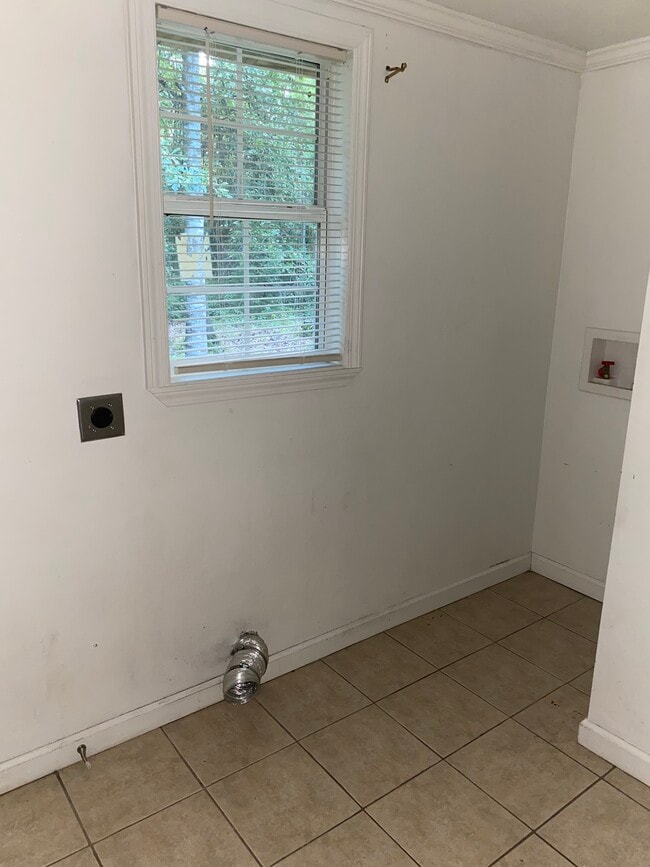 Foto del edificio - 412 Cedar Grove Ave