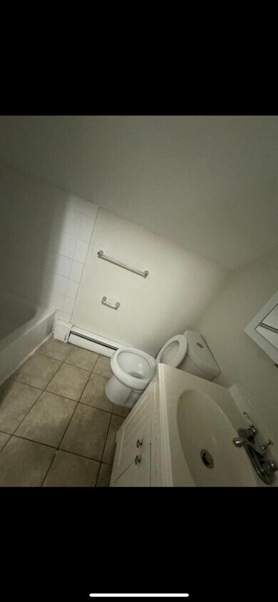 Primary Photo - 22 Bancroft Ln
