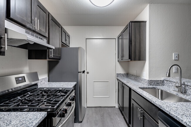 Interior Photo - Meadowood Park of Wixom