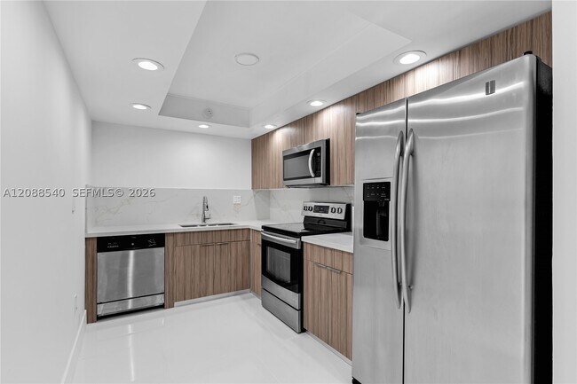 Foto del edificio - 14250 SW 62nd St