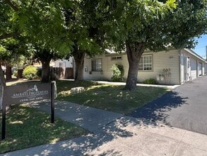 Building Photo - 7016 N Thorne Ave