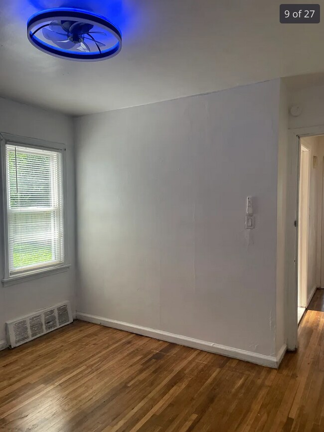 Foto del edificio - 8857 Auburn St