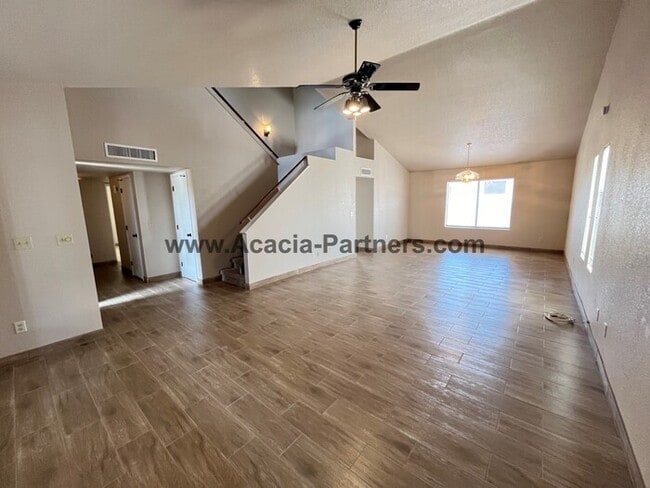 Foto del edificio - Three Bedroom In East Pointe Estates II