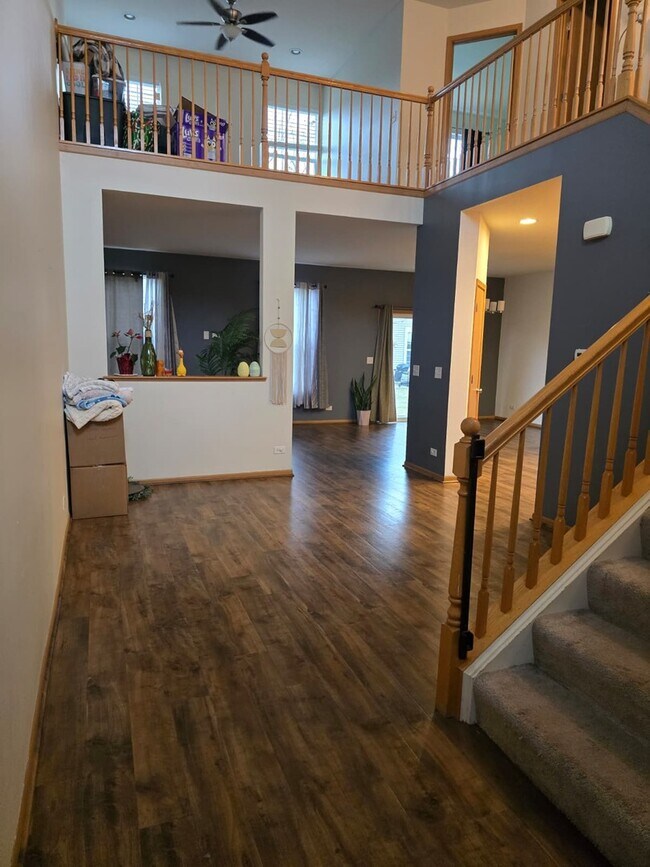 Foto del edificio - 549 S Jade Ln