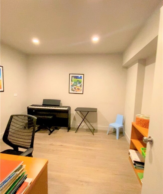 Foto del edificio - 416 Malaga Ln