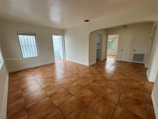 Foto del edificio - 111 SW 31st Ct