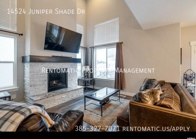 Building Photo - 14524 Juniper Shade Dr