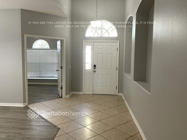 Building Photo - 3909 101st Ave E