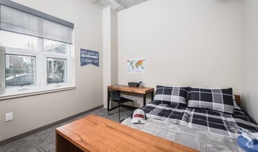 Building Photo - Regent Student Living