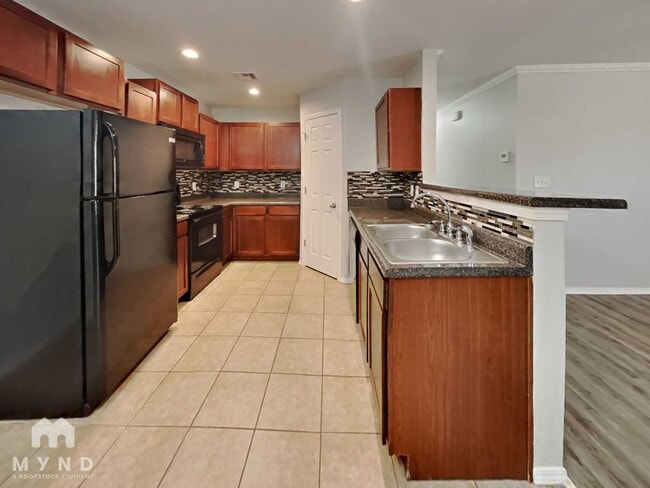 Building Photo - 5808 N 34th St