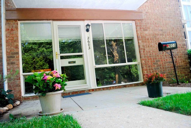 Exterior - 2603 Fort Farnsworth Rd