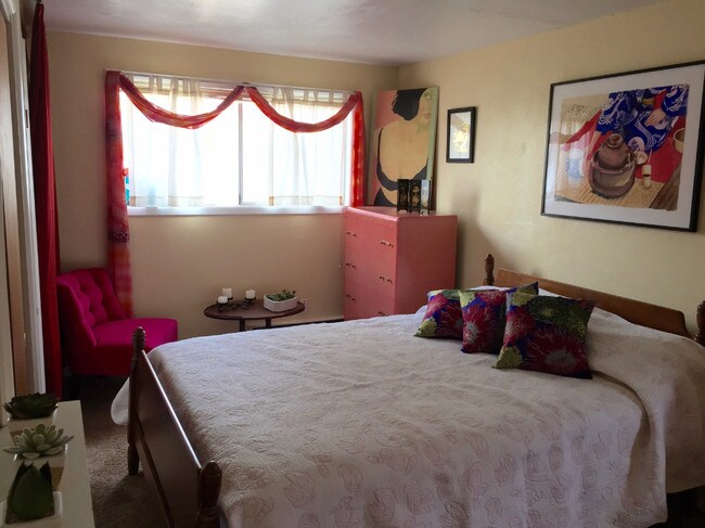 Foto del edificio - 1410 SW Juniper Ave