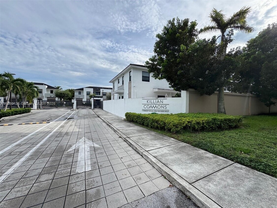 Primary Photo - 11706 SW 106th Terrace
