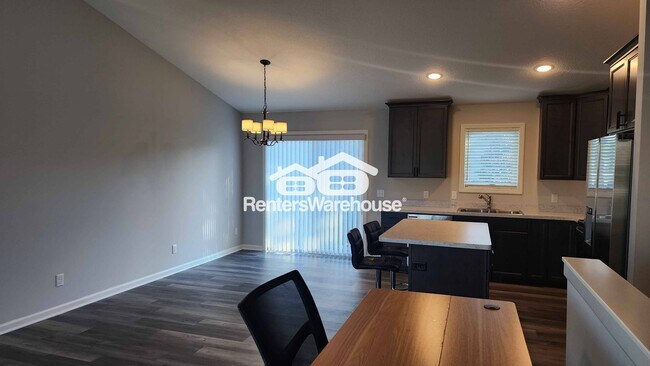 Foto del edificio - 1234 Rich River Way