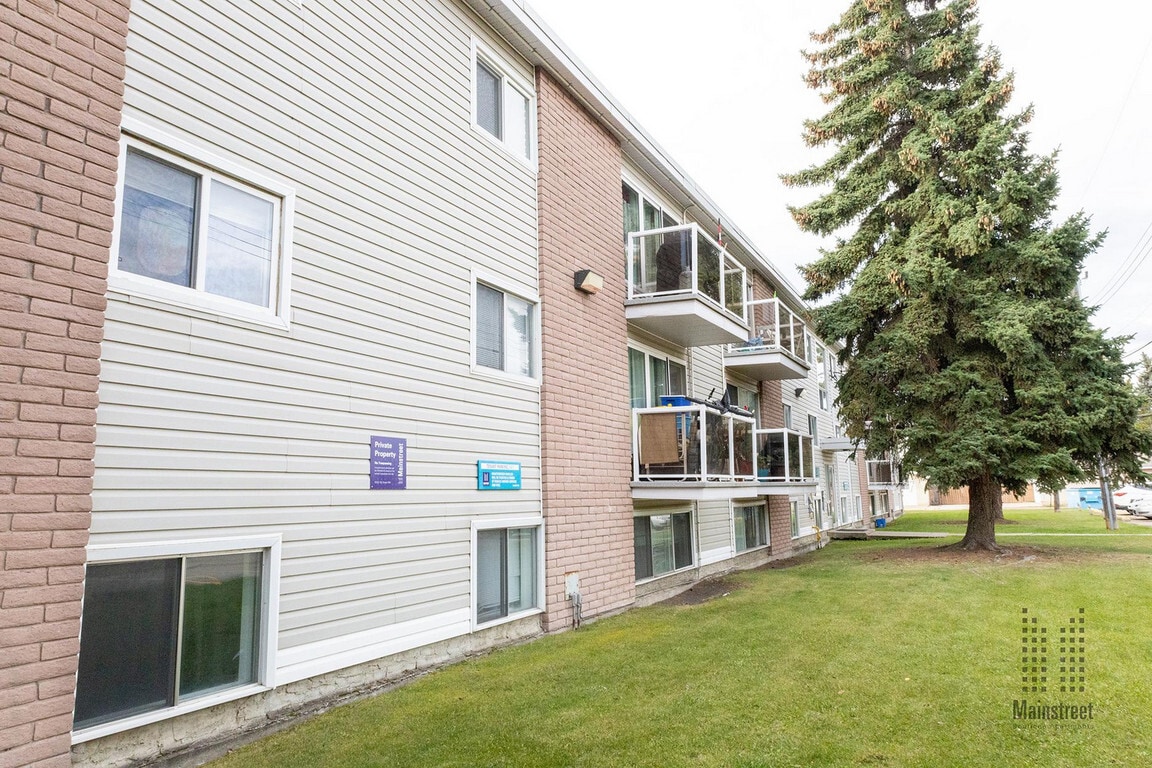 Primary Photo - Pride Apartments