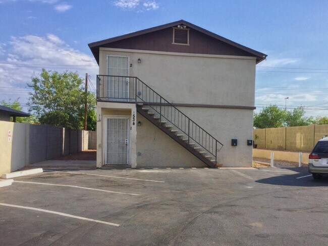 Foto del edificio - 1534 E Roosevelt St
