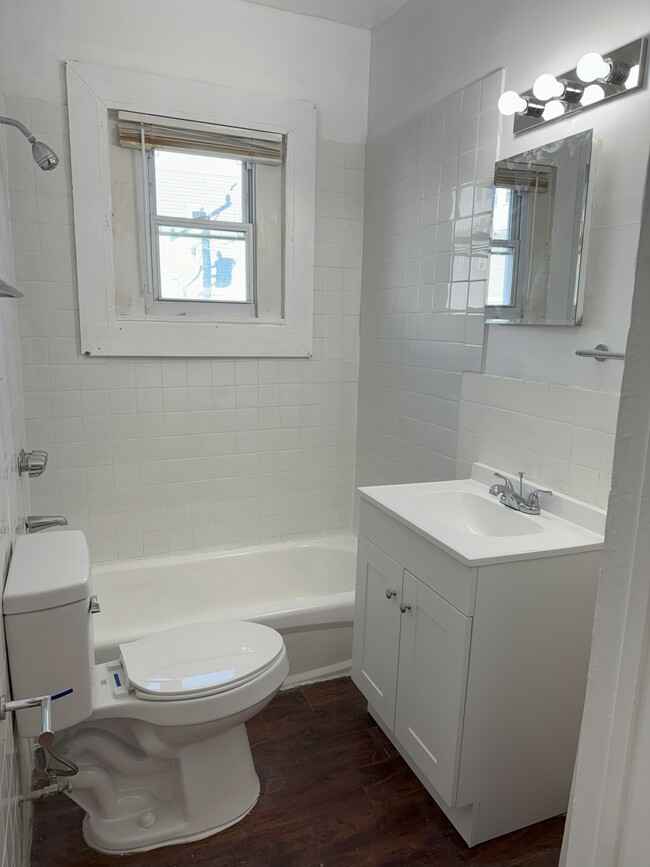 Bathroom - 5101 Ventnor Ave